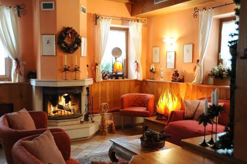 Hotel Garni Il Cirmolo Rocca Pietore Eksteriør billede